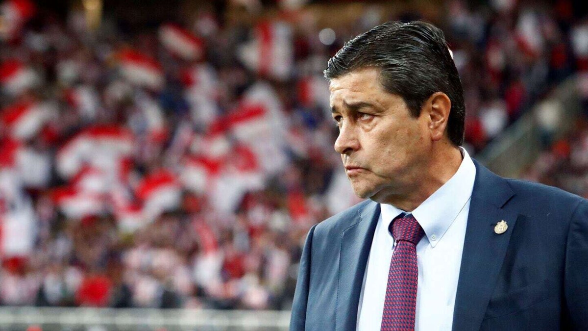 Guatemala Coach Luis Fernando Tena Denies Departure Rumors